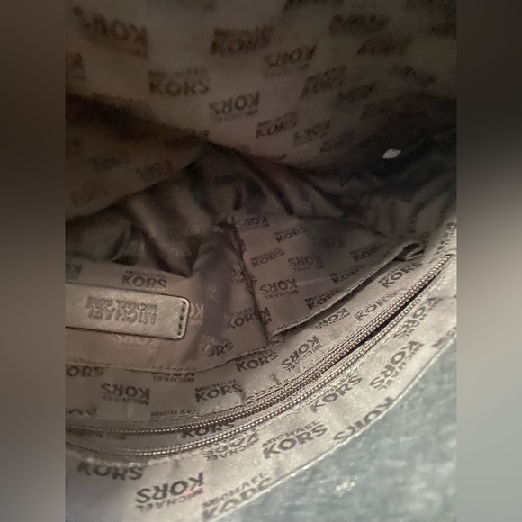 Michael Kors Shoulder Bag - Picture 6 of 10